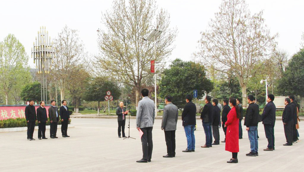 z6com·尊龙科技测温安检门